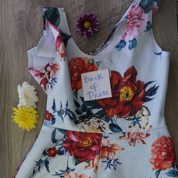 Derek Heart Baby Blue Floral Dress - Picture 3 of 8